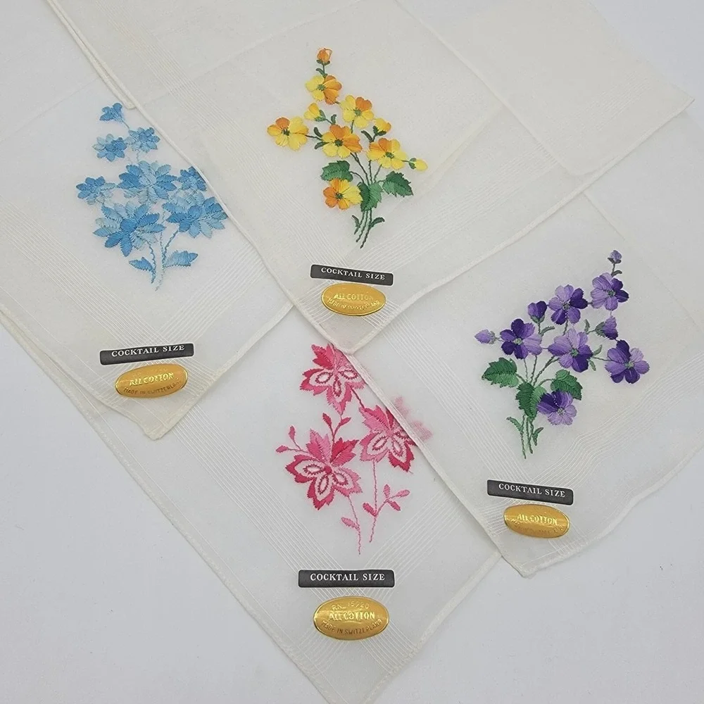 VINTAGE 4 Cloth COCKTAIL NAPKINS Hankies Colorful Floral Embroidery Switzerland